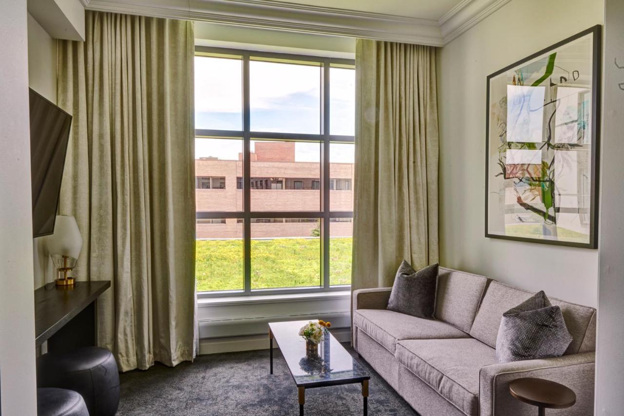 Daxton Hotel Birmingham, Curio Collection By Hilton Bagian luar foto