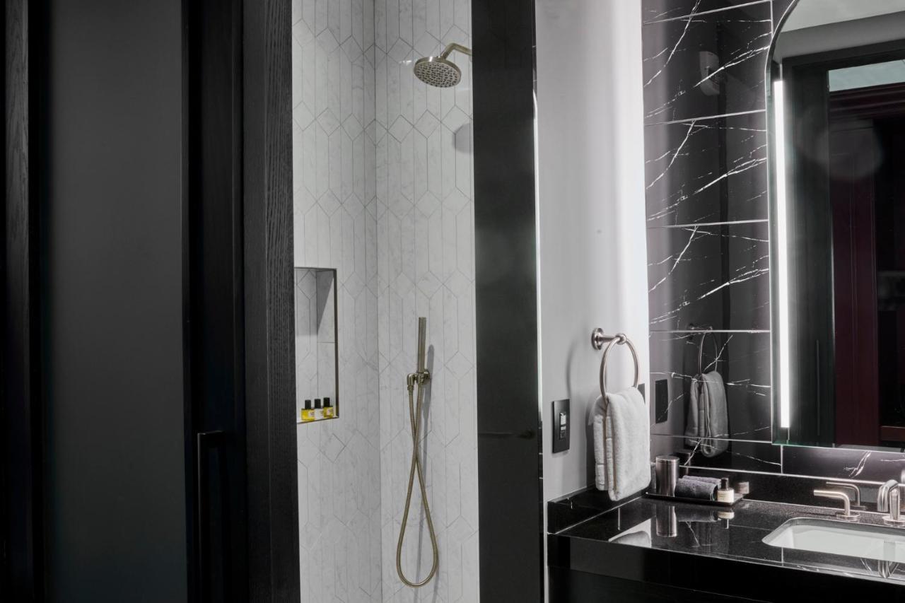 Daxton Hotel Birmingham, Curio Collection By Hilton Bagian luar foto