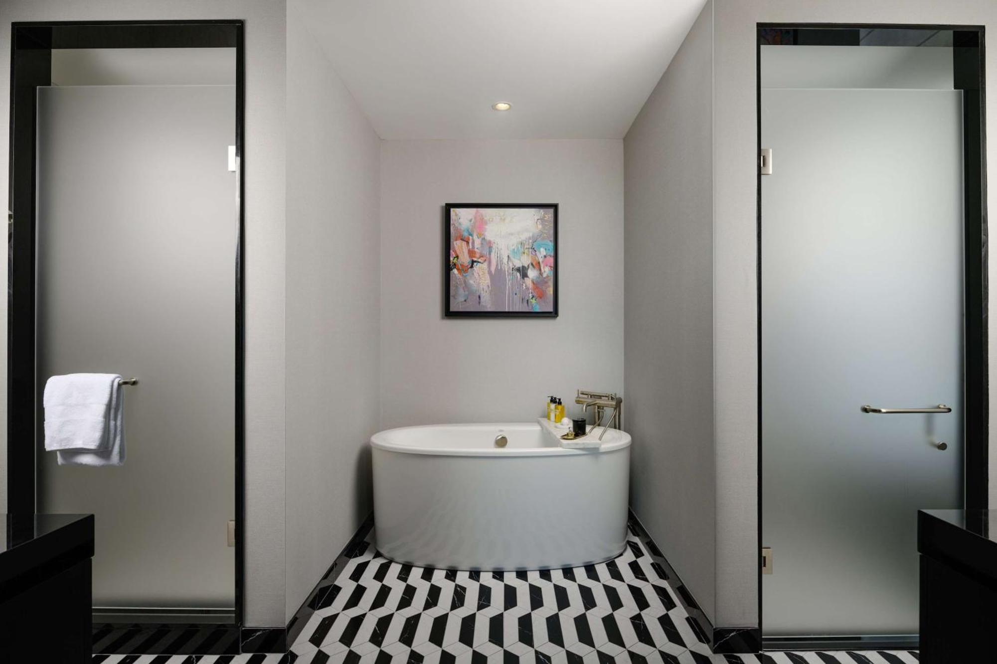 Daxton Hotel Birmingham, Curio Collection By Hilton Bagian luar foto
